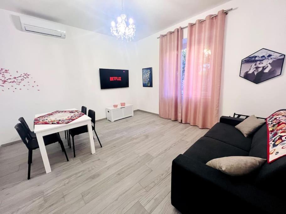 Apartment Per 4 Persone A Garbatella - My Garba *