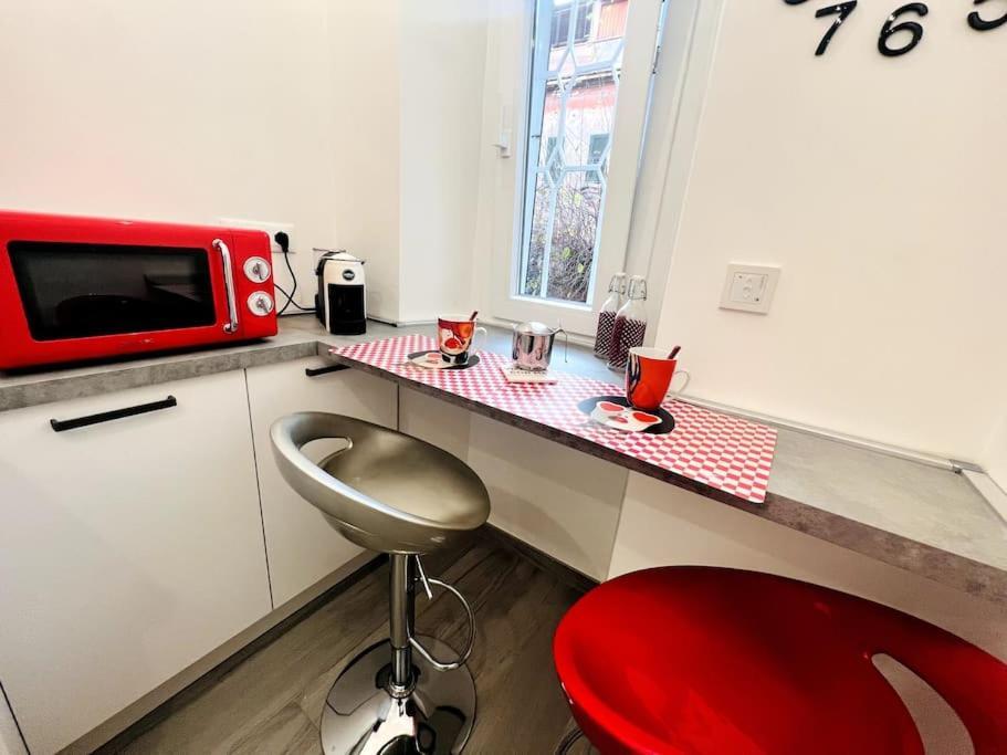 Per 4 Persone A Garbatella - My Garba Apartment