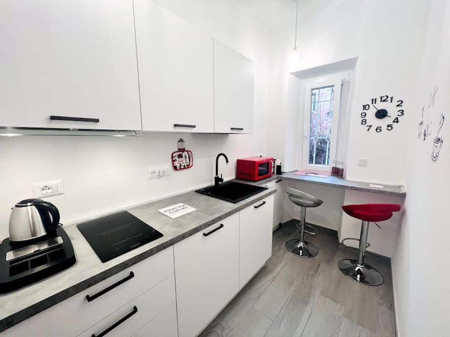 Apartment Per 4 Persone A Garbatella - My Garba Rom